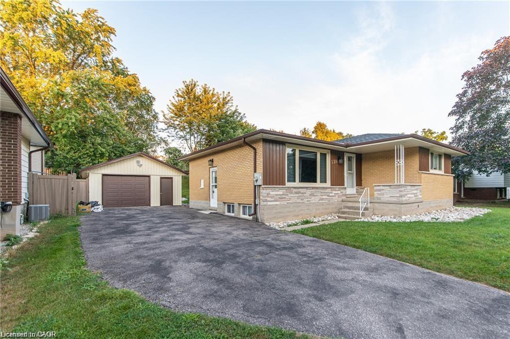 136 Macgregor Crescent Property Photo 1