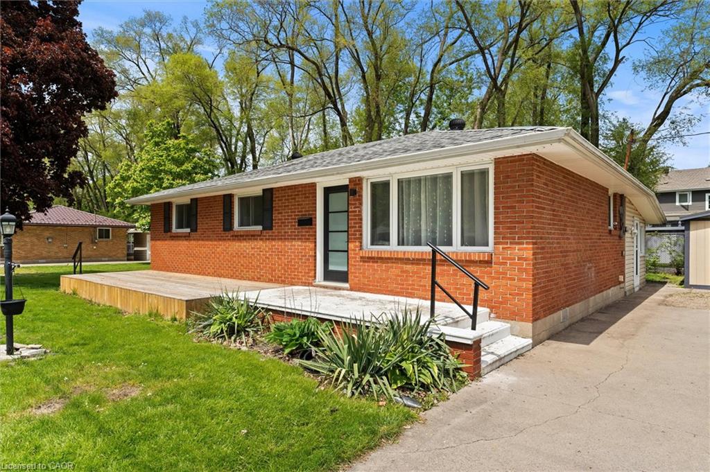 85 Riverview Avenue Property Photo 2