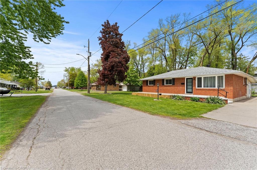 85 Riverview Avenue Property Photo 4