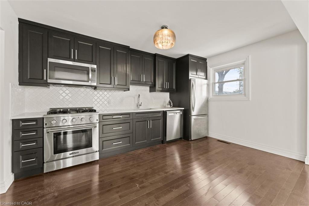 85 Riverview Avenue Property Photo 7