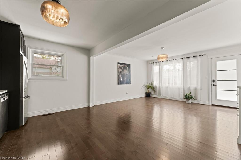 85 Riverview Avenue Property Photo 9