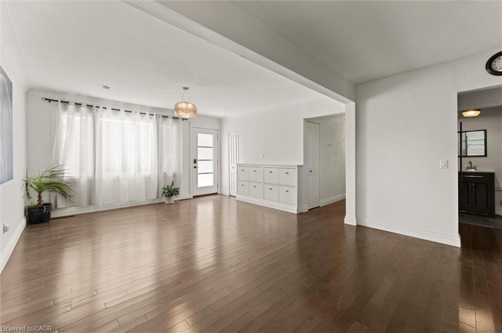 85 Riverview Avenue Property Photo 10