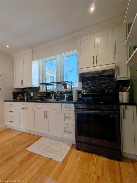 18 Dunbar Road S Property Photo 13