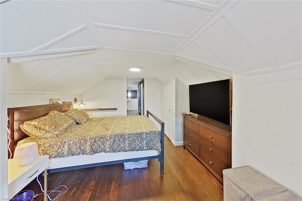 392 Queenston Street Property Photo 27