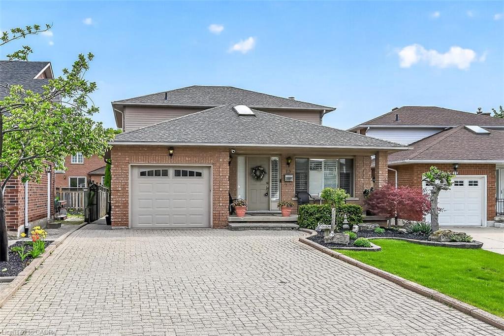 15 Gabriele Court Property Photo 1
