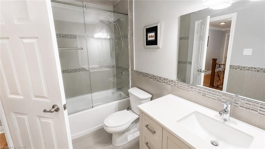 7-110 Ling Road Property Photo 18