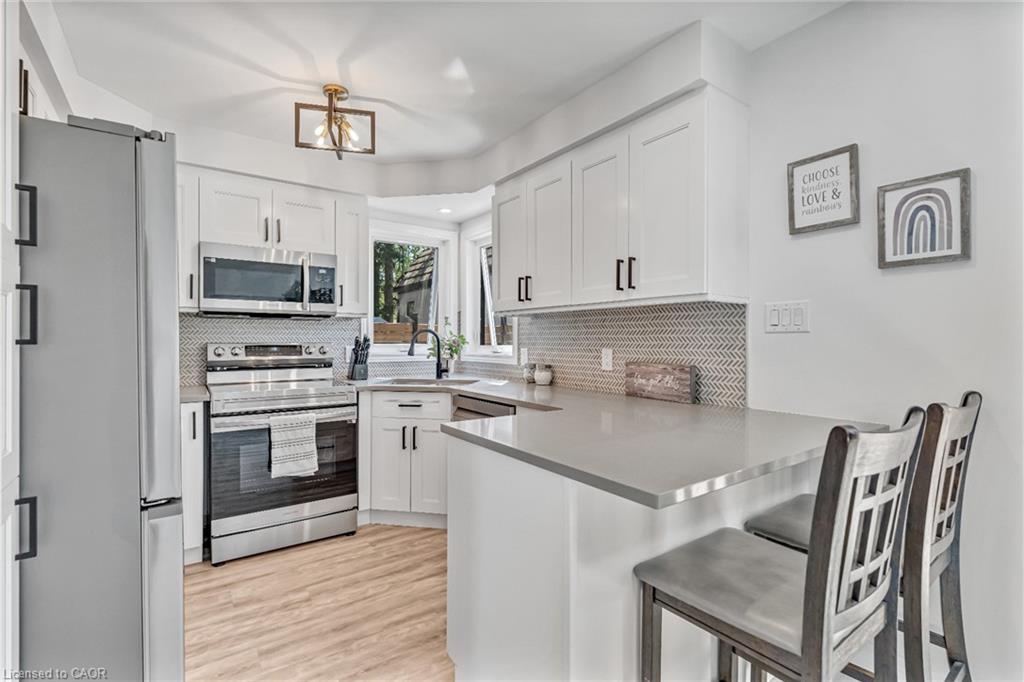 168 Carlton Street Property Photo 14