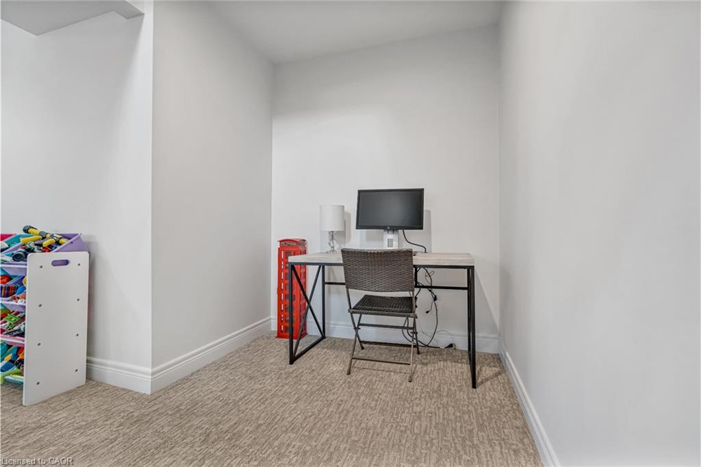 168 Carlton Street Property Photo 24