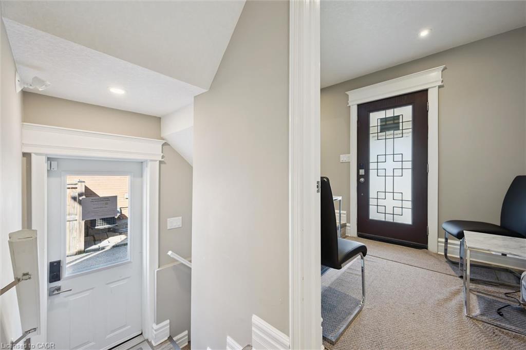 67 Bridgeport Road E Property Photo 6