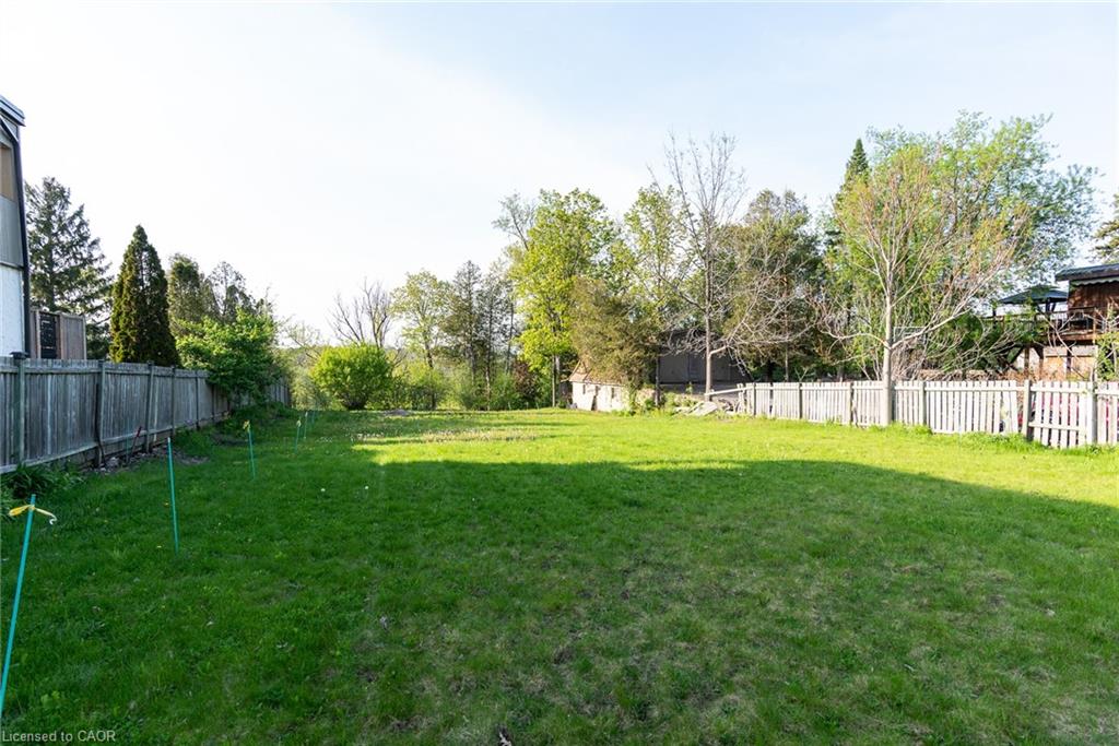 138 Riverbank Drive Property Photo 7