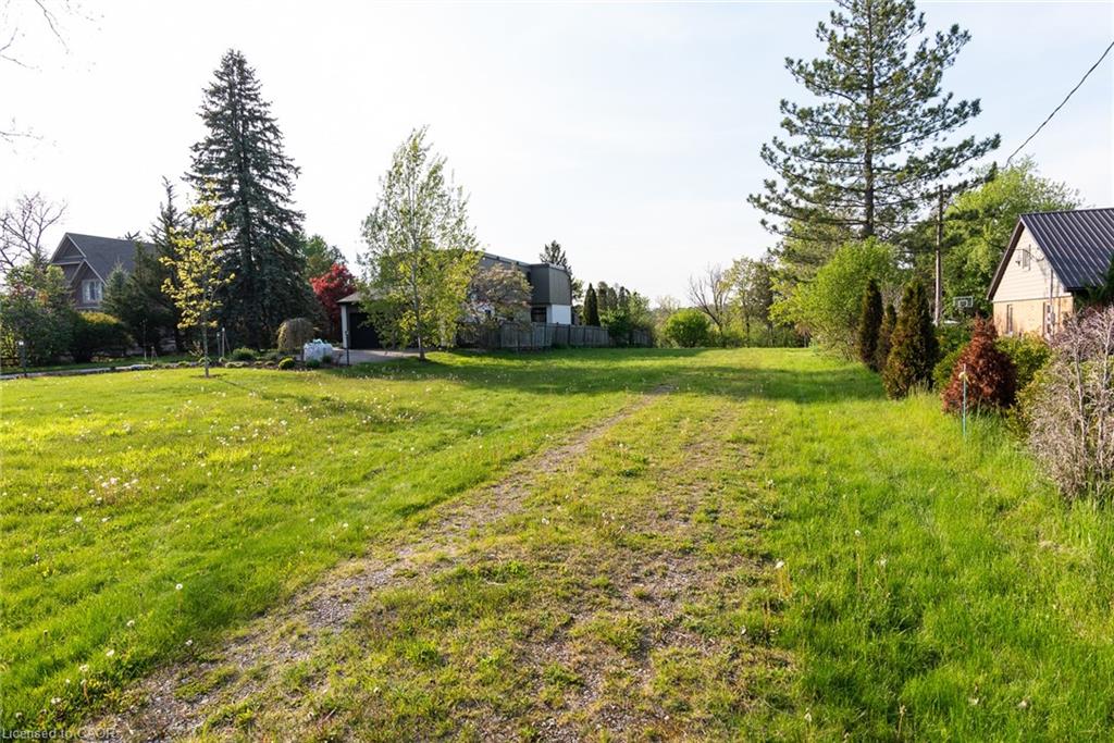 138 Riverbank Drive Property Photo 13