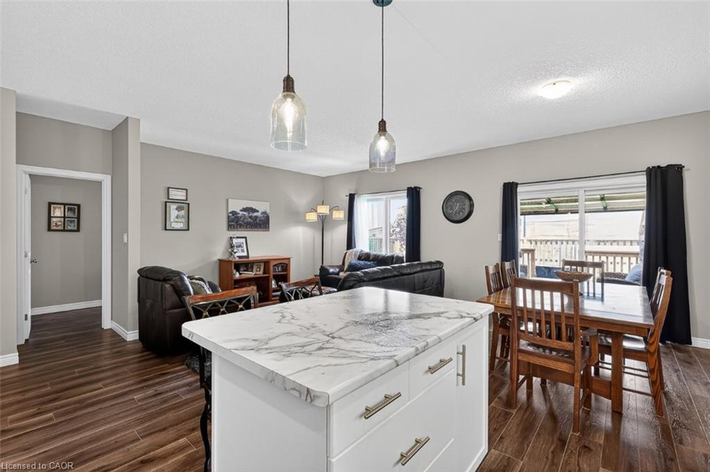 301 Boyd Boulevard Property Photo 18
