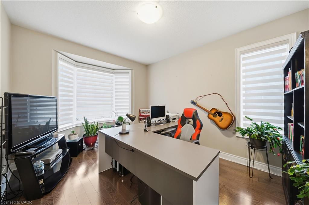 55 Meek Avenue Property Photo 8