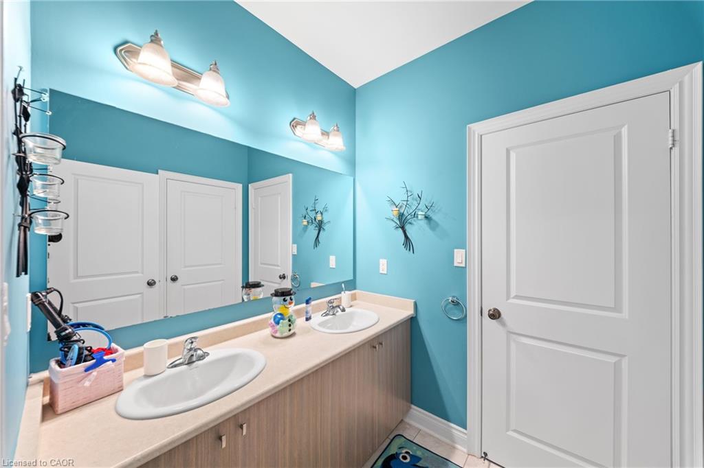 55 Meek Avenue Property Photo 34