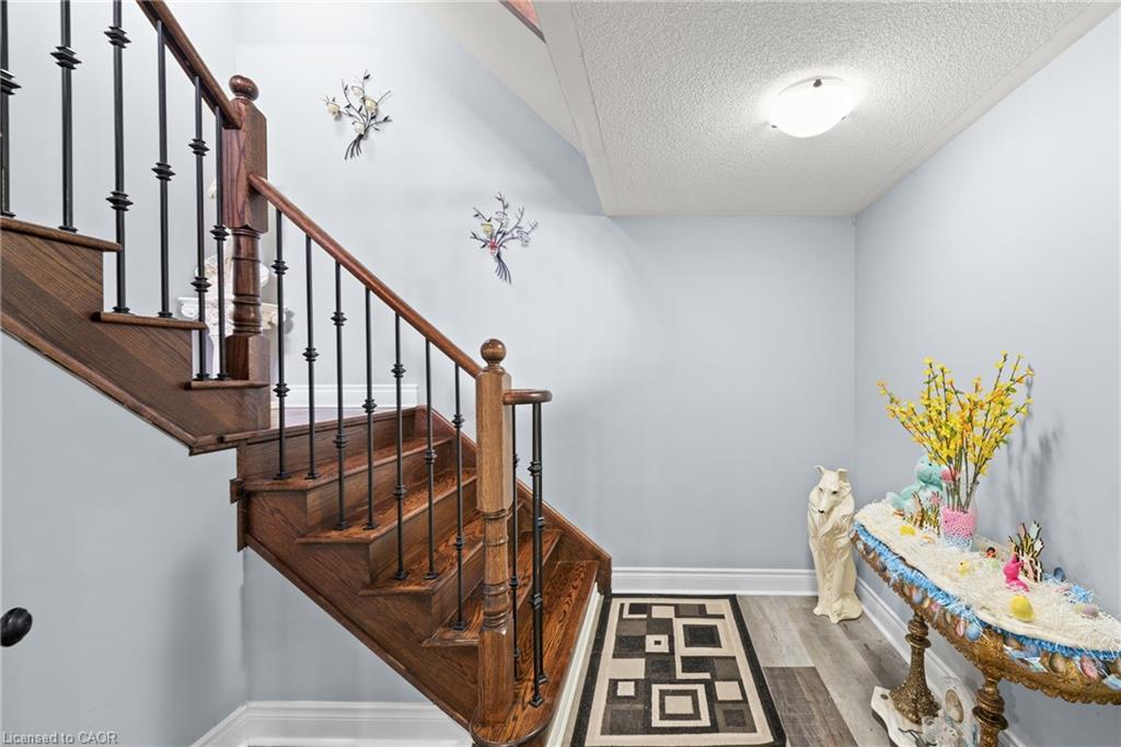 55 Meek Avenue Property Photo 42