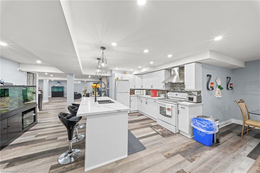 55 Meek Avenue Property Photo 44