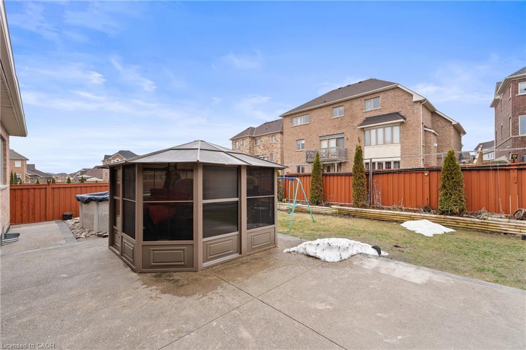 55 Meek Avenue Property Photo 47