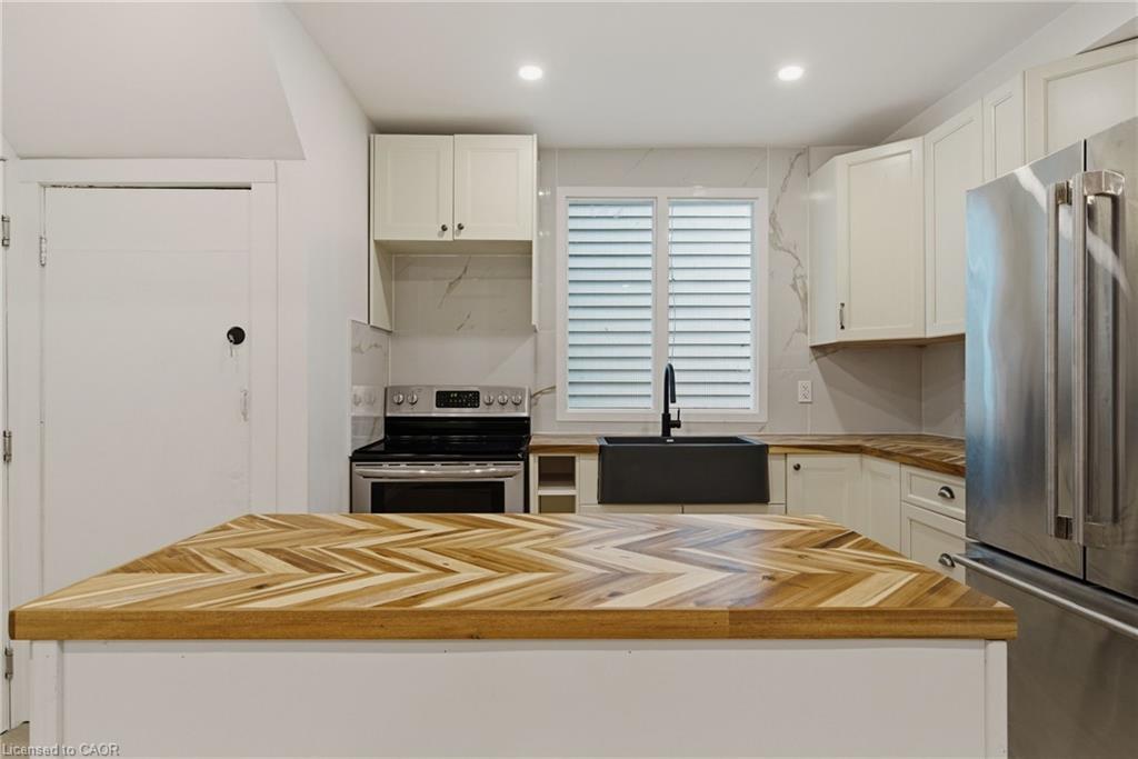 1-94 East 35th Street Property Photo 6