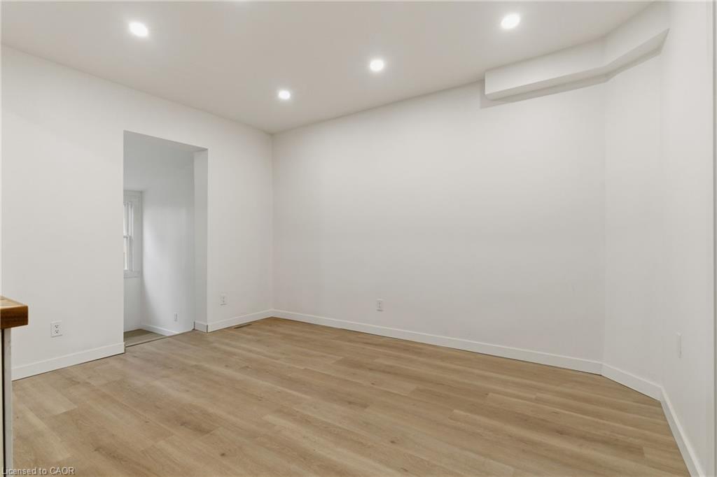 1-94 East 35th Street Property Photo 9