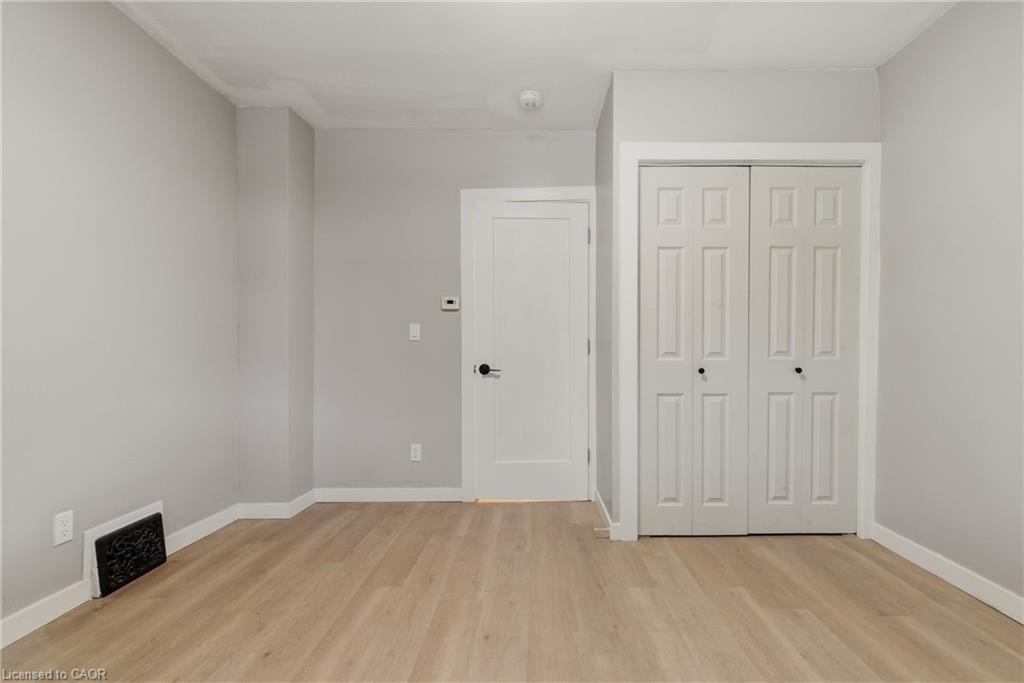 1-94 East 35th Street Property Photo 15