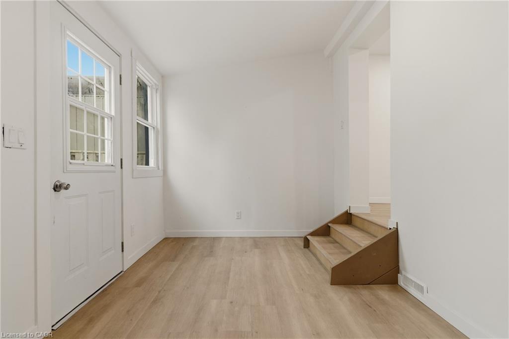 1-94 East 35th Street Property Photo 18