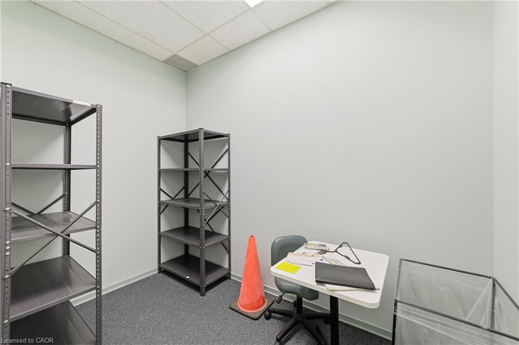 4136 Dundas Street W Property Photo 12