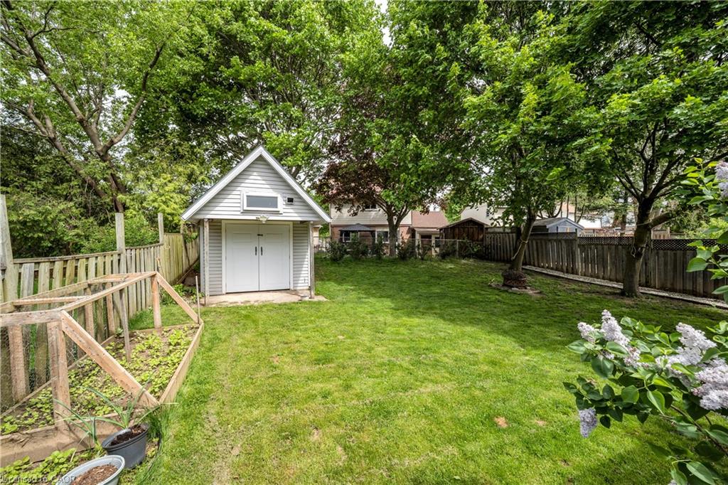 26 Peachtree Crescent Property Photo 40