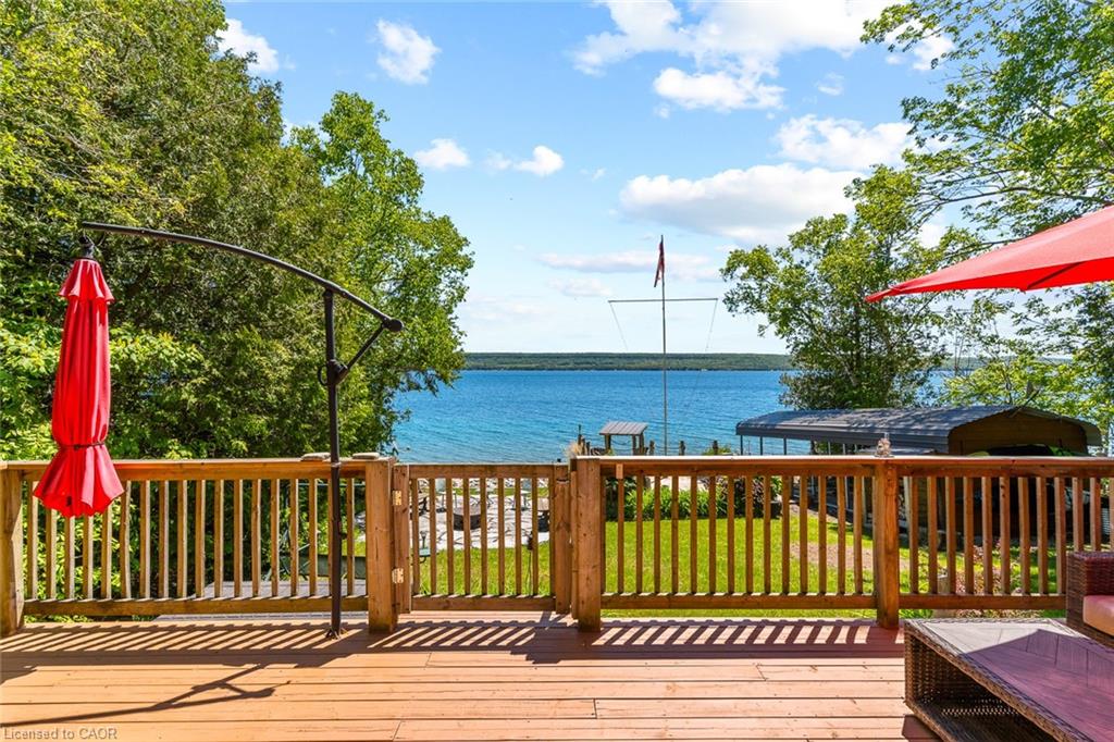 376 Mallory Beach Road Property Photo 7