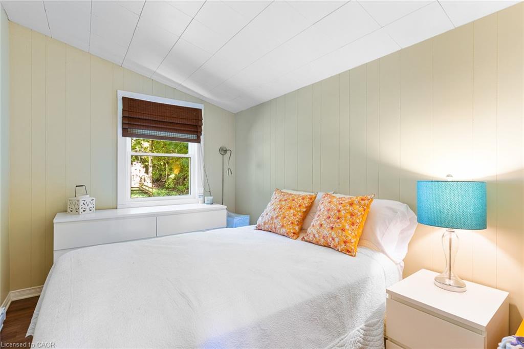 376 Mallory Beach Road Property Photo 16