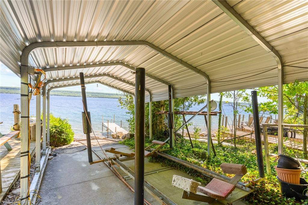 376 Mallory Beach Road Property Photo 23
