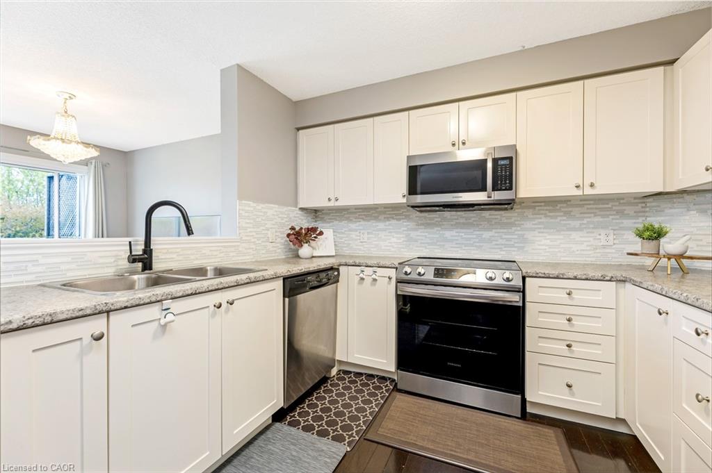 447 Sales Drive Property Photo 8