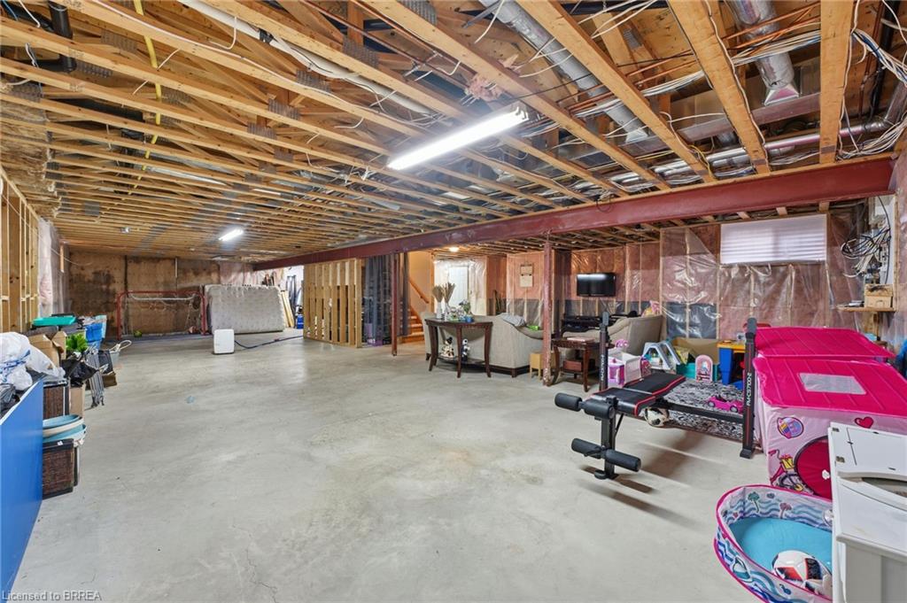 271 Windham Rd 14 Property Photo 40