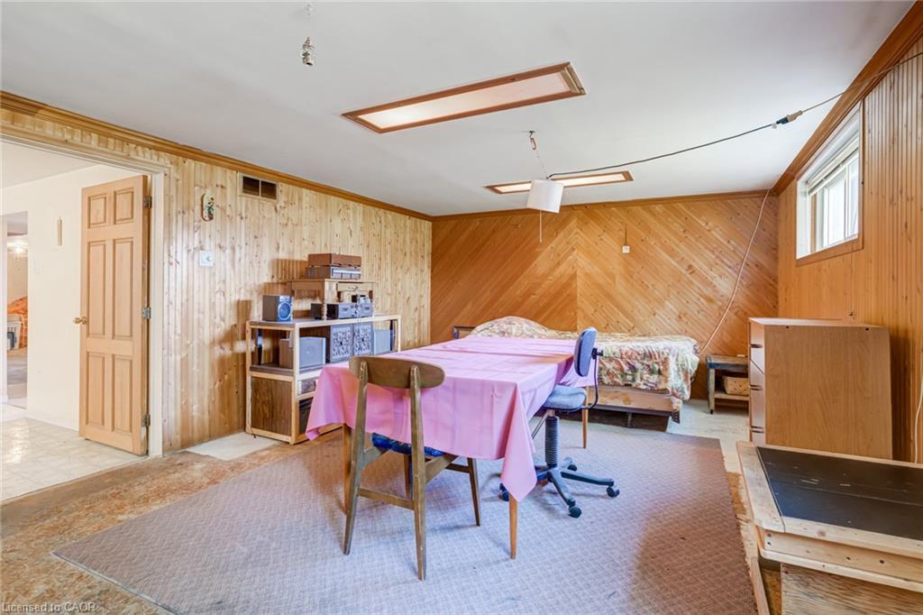 186 Adeline Avenue Property Photo 36