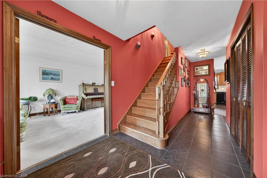 3568 South Grimsby Rd 12 Road Property Photo 5