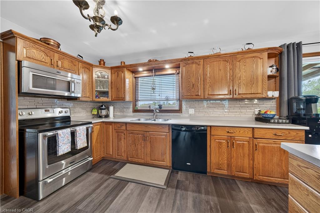 3568 South Grimsby Rd 12 Road Property Photo 16
