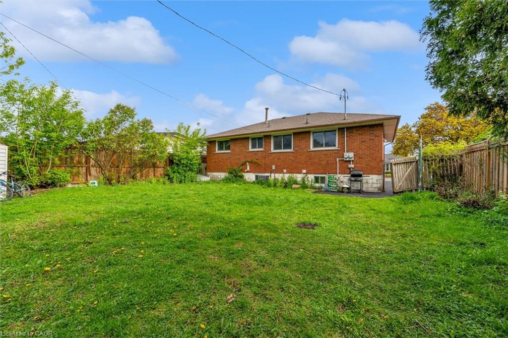 46 Beaconsfield Drive Property Photo 27