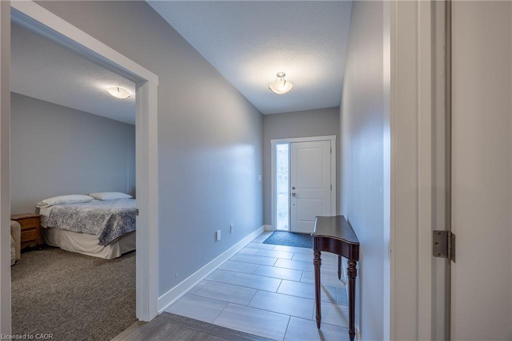 9 Pursel Street Property Photo 4