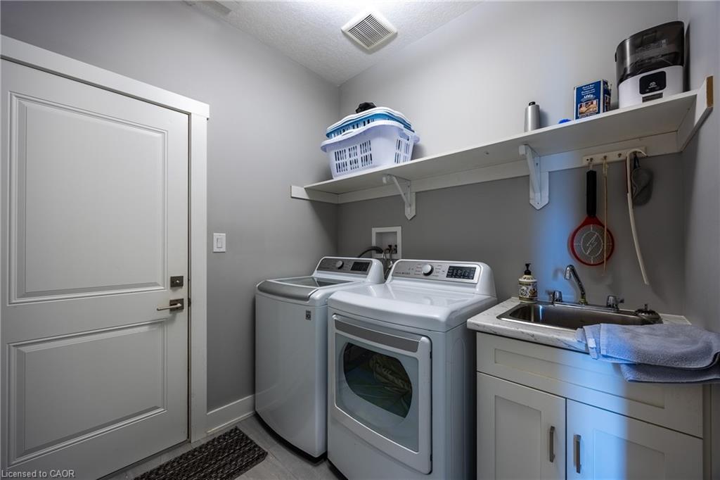 9 Pursel Street Property Photo 9
