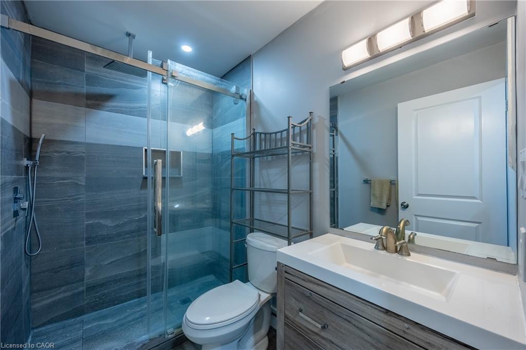 9 Pursel Street Property Photo 28