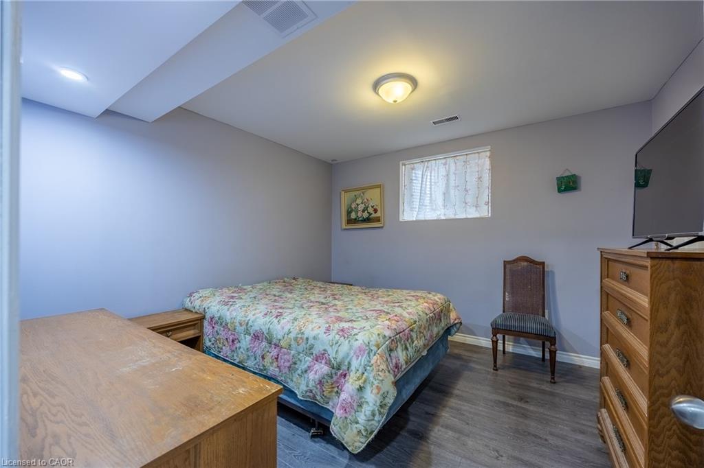 9 Pursel Street Property Photo 29