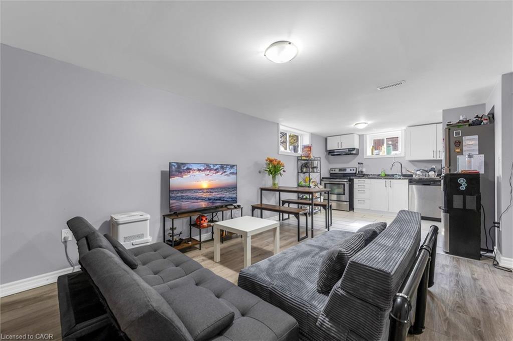 46 Beaconsfield Drive Property Photo 4