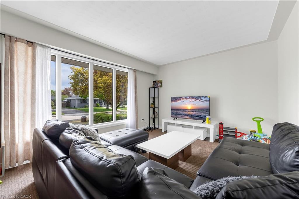 46 Beaconsfield Drive Property Photo 15