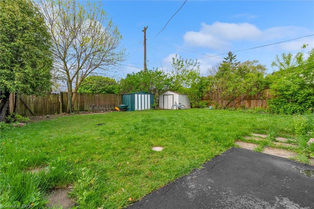 46 Beaconsfield Drive Property Photo 25