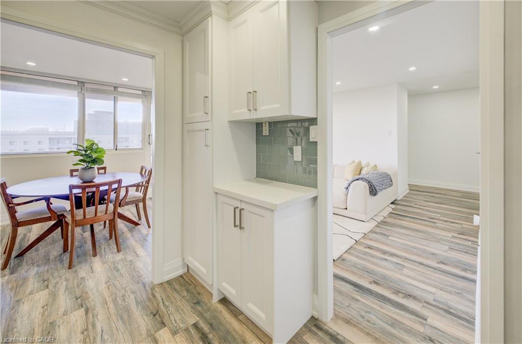 2013-3590 Kaneff Crescent Property Photo 18