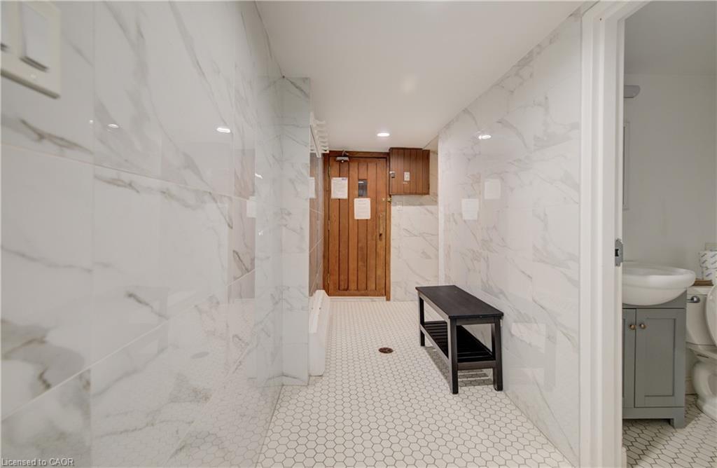 2013-3590 Kaneff Crescent Property Photo 32