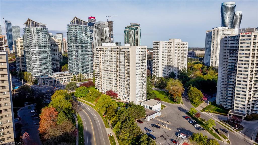 2013-3590 Kaneff Crescent Property Photo 39