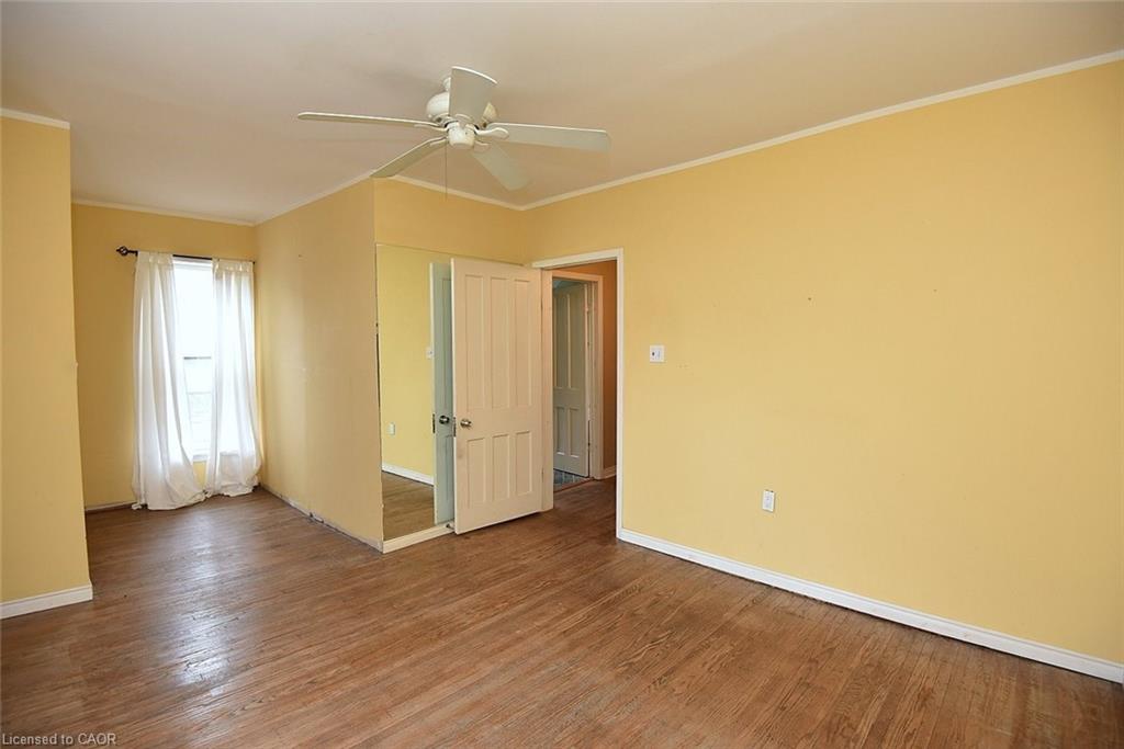 128 Hess Street S Property Photo 28