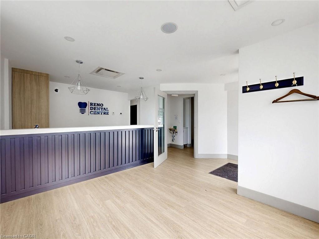 612 Upper James Street Property Photo 3