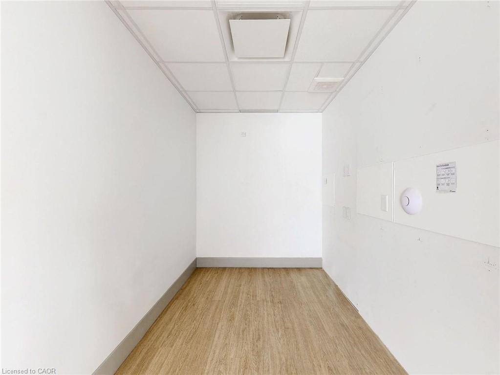 612 Upper James Street Property Photo 12