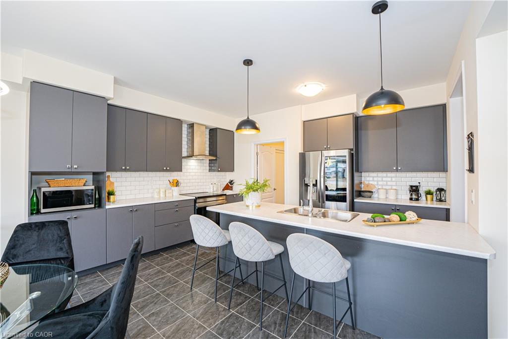 22 Oaktree Drive Property Photo 16